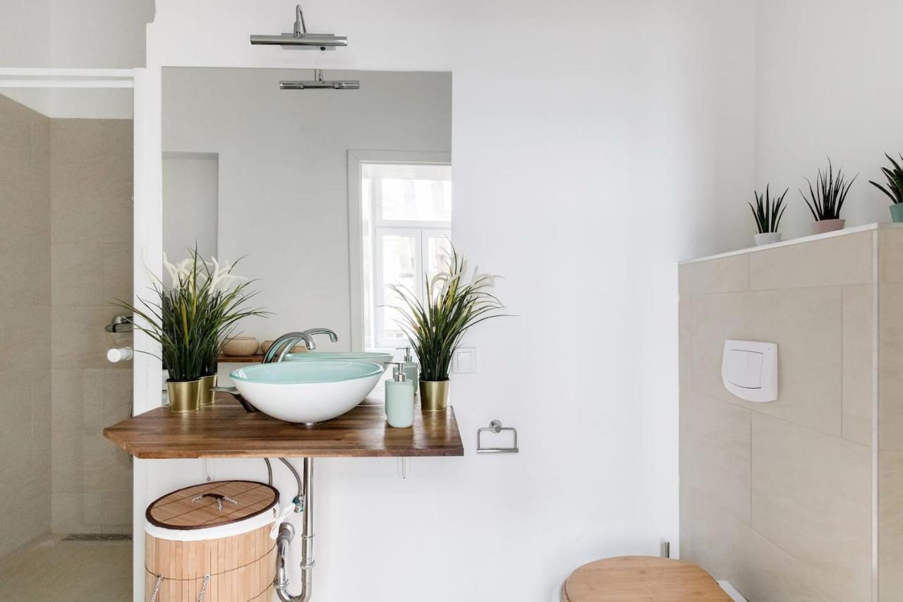 ⍟Luxurious And Bright⍟ 5 Min Walk To City Center Leilighet Wien Eksteriør bilde